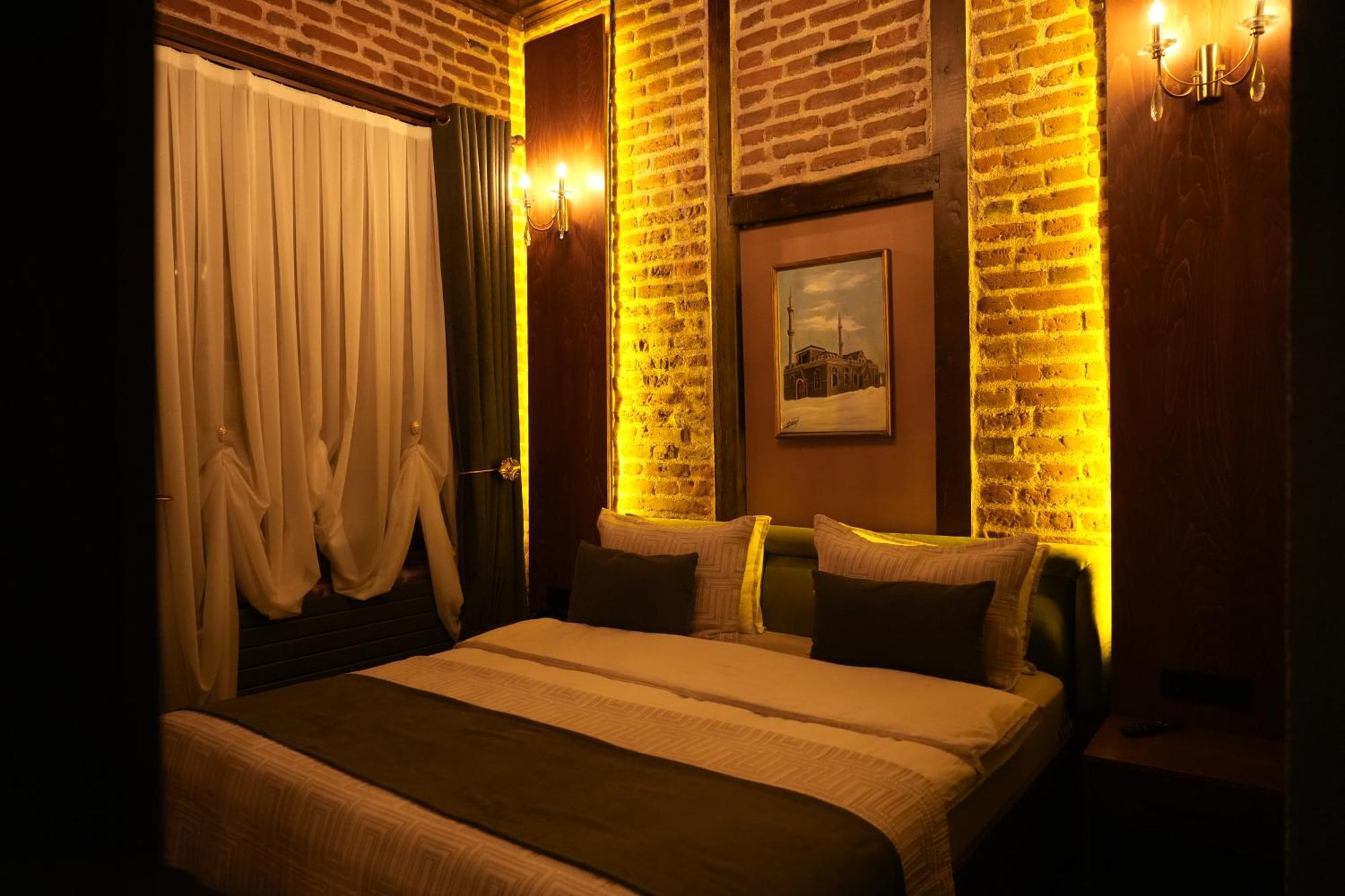 Mihman Konak Hotel Kars Ngoại thất bức ảnh
