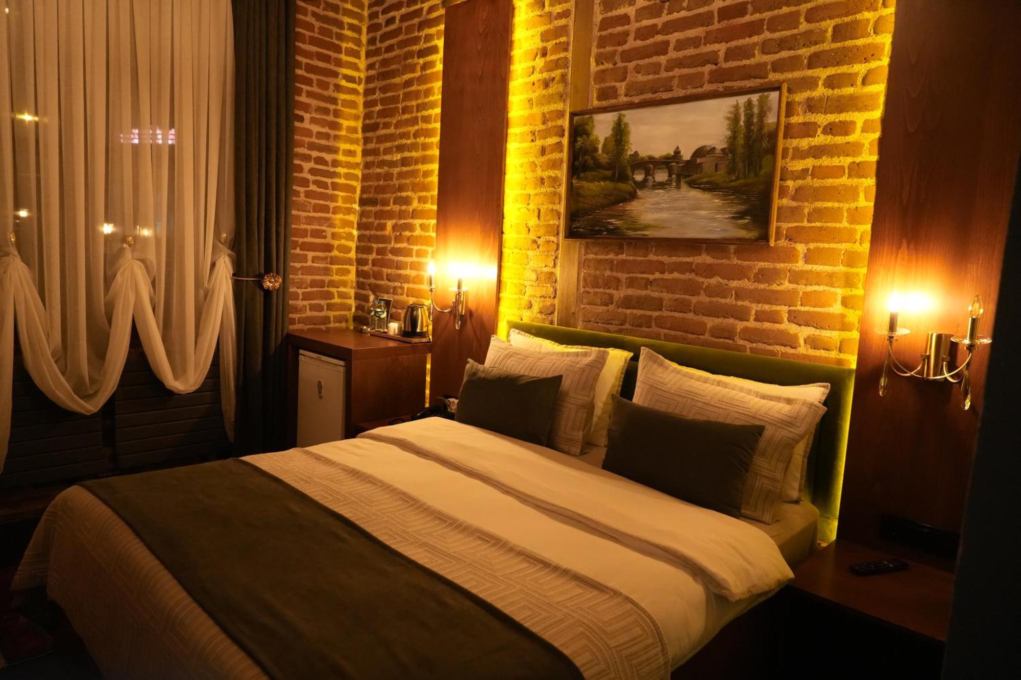 Mihman Konak Hotel Kars Ngoại thất bức ảnh