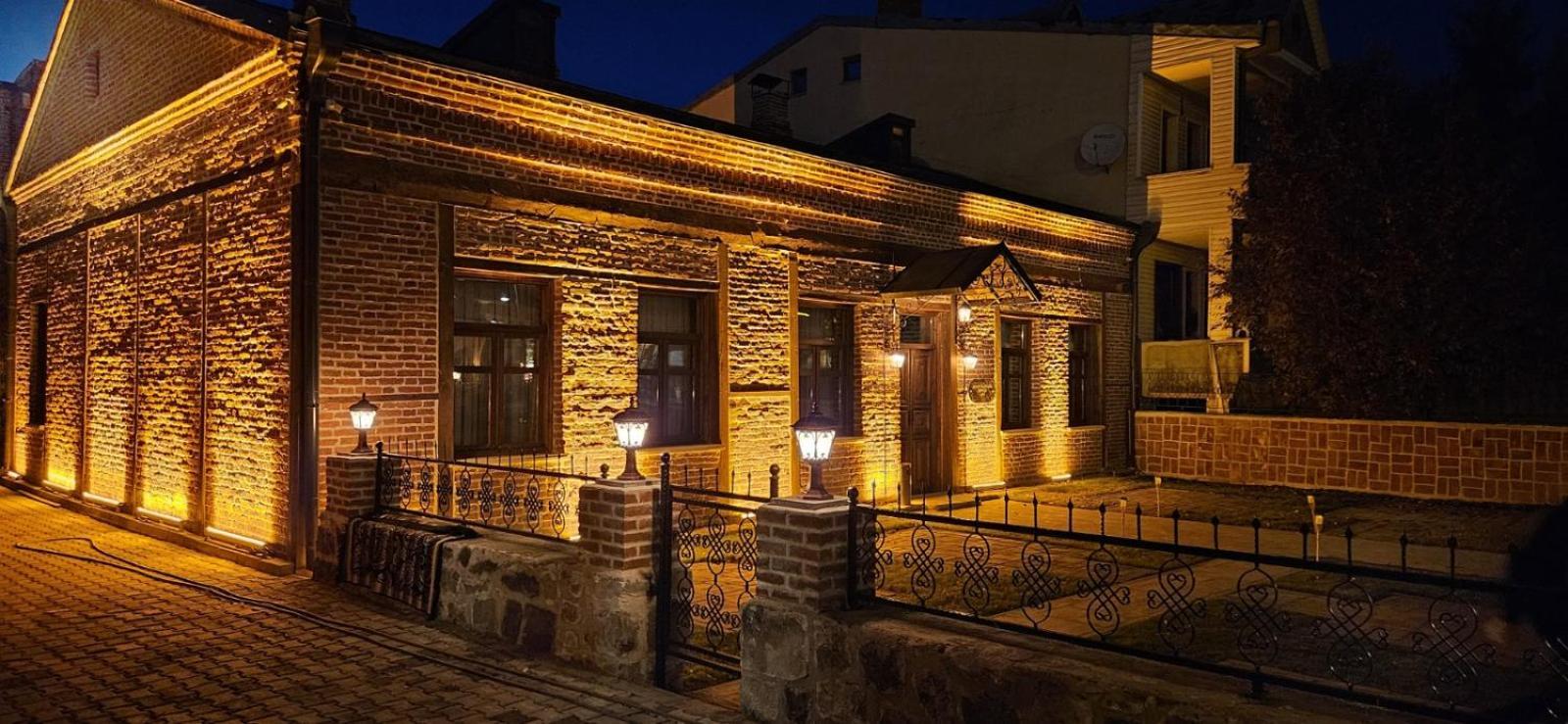 Mihman Konak Hotel Kars Ngoại thất bức ảnh