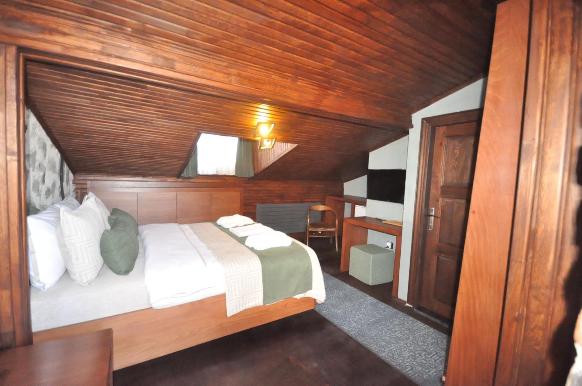Mihman Konak Hotel Kars Ngoại thất bức ảnh