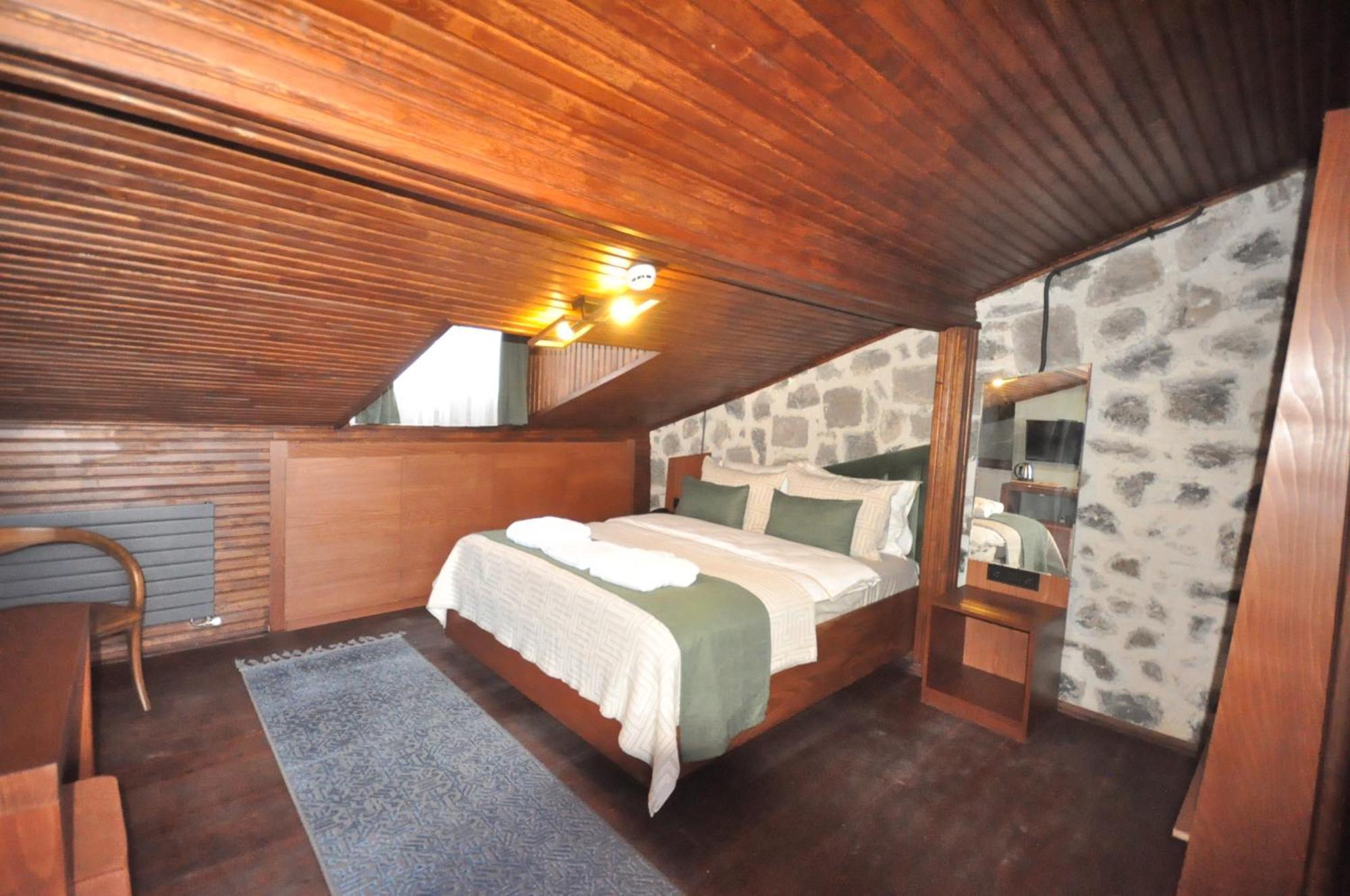 Mihman Konak Hotel Kars Ngoại thất bức ảnh